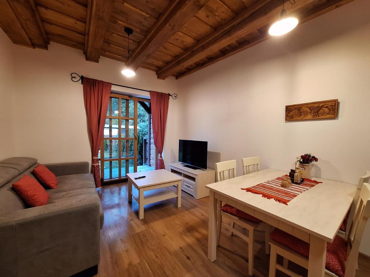 Apartman Jezerne Вельке-Карловице Экстерьер фото