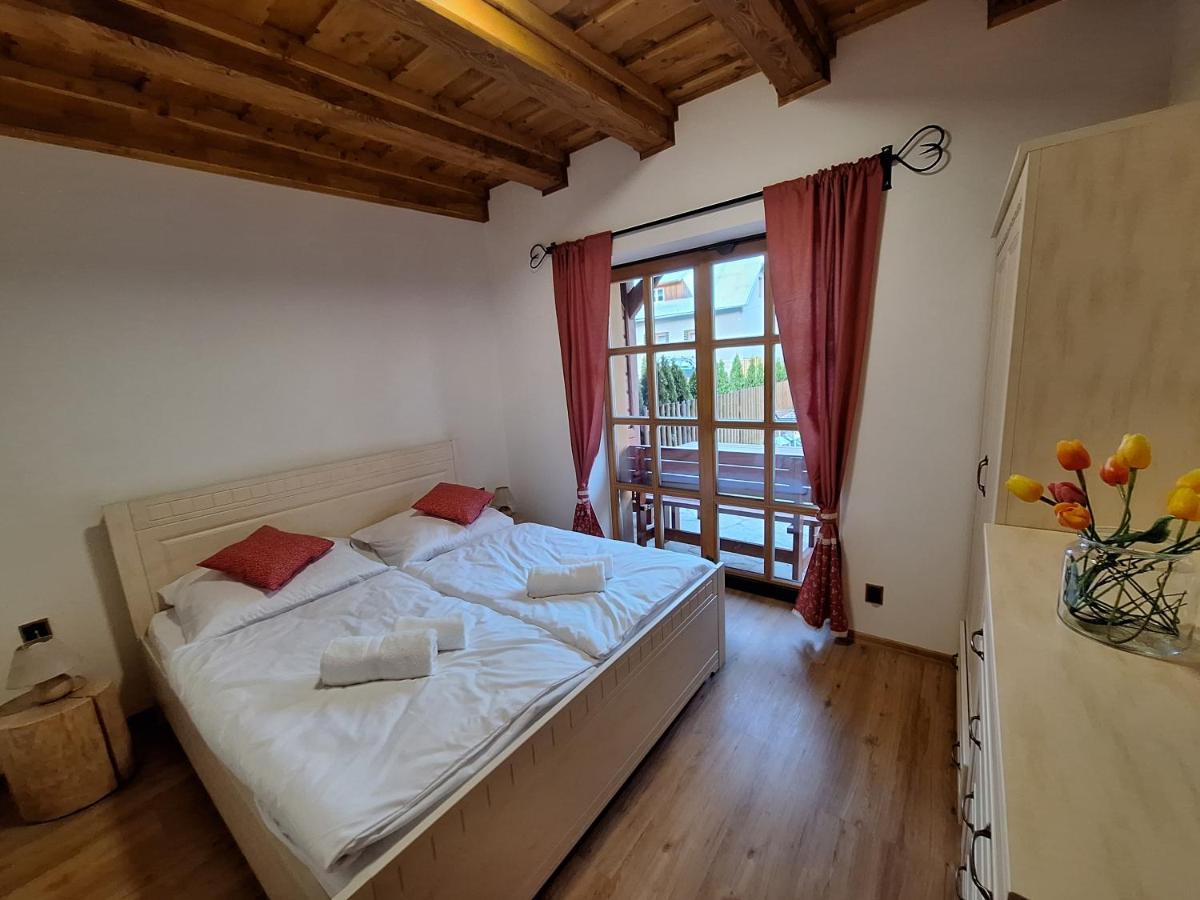 Apartman Jezerne Вельке-Карловице Экстерьер фото