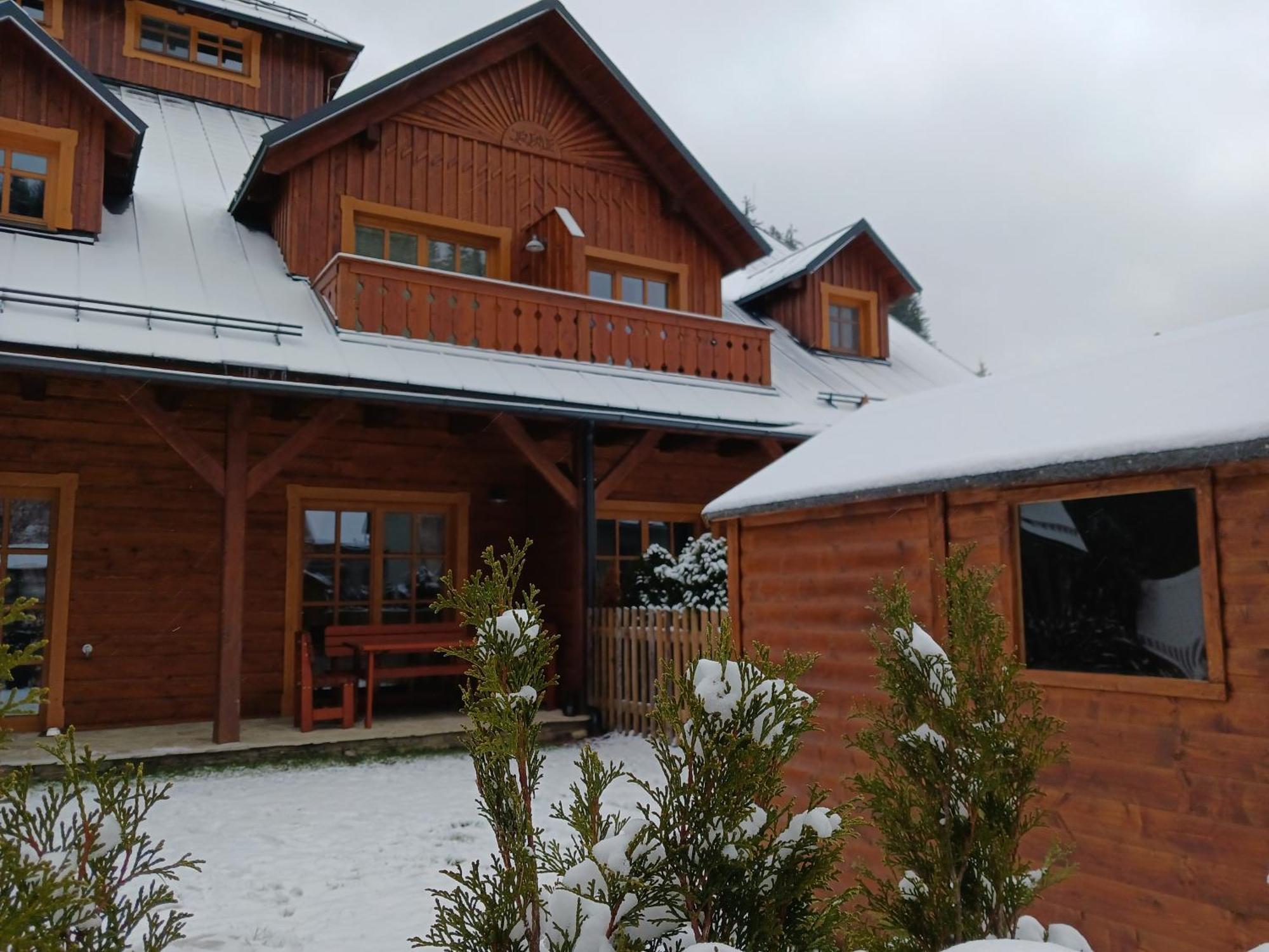 Apartman Jezerne Вельке-Карловице Экстерьер фото
