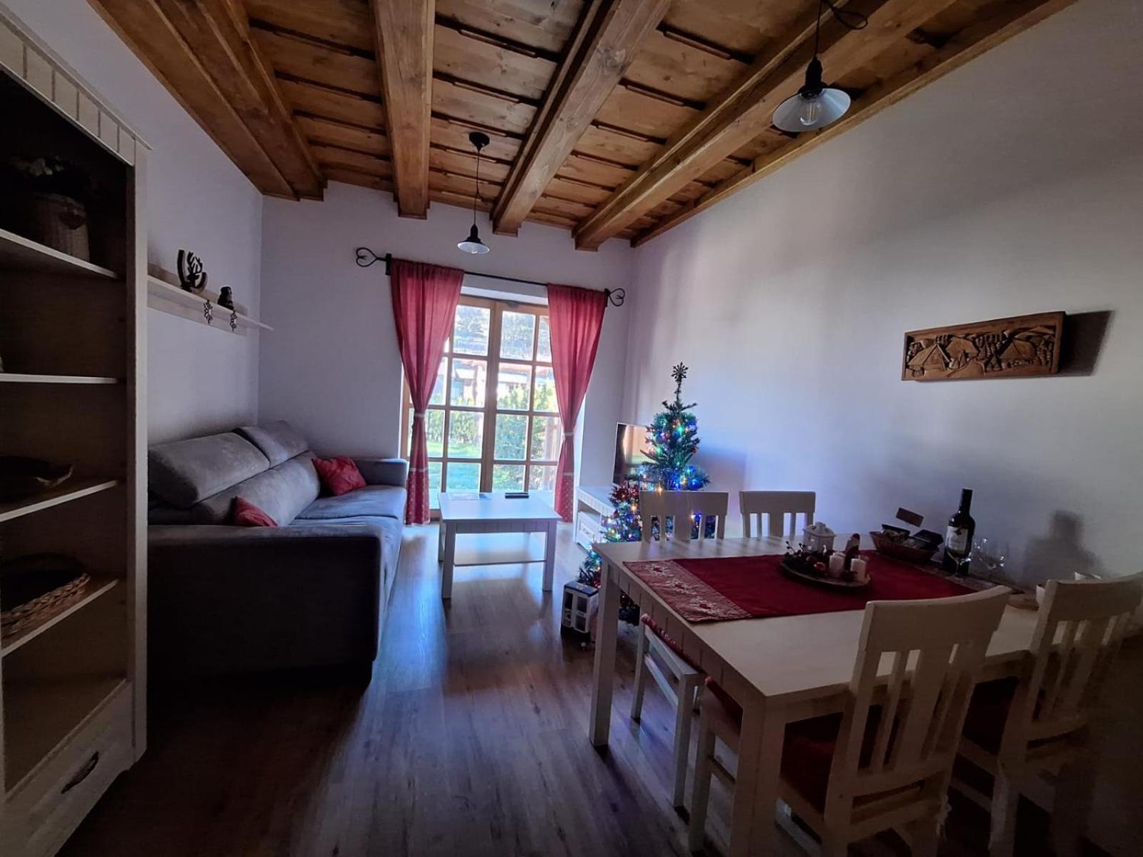 Apartman Jezerne Вельке-Карловице Экстерьер фото