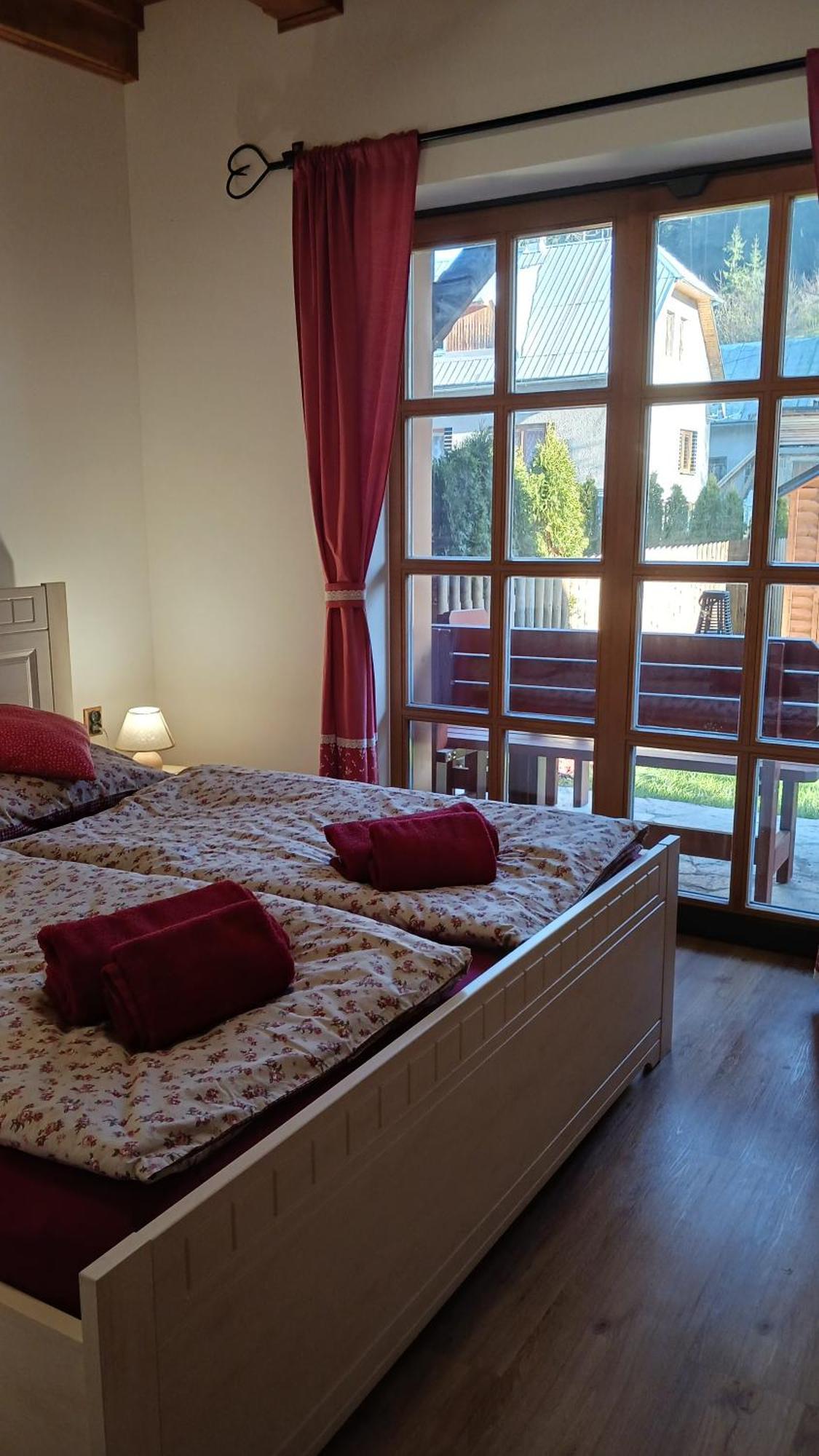 Apartman Jezerne Вельке-Карловице Экстерьер фото